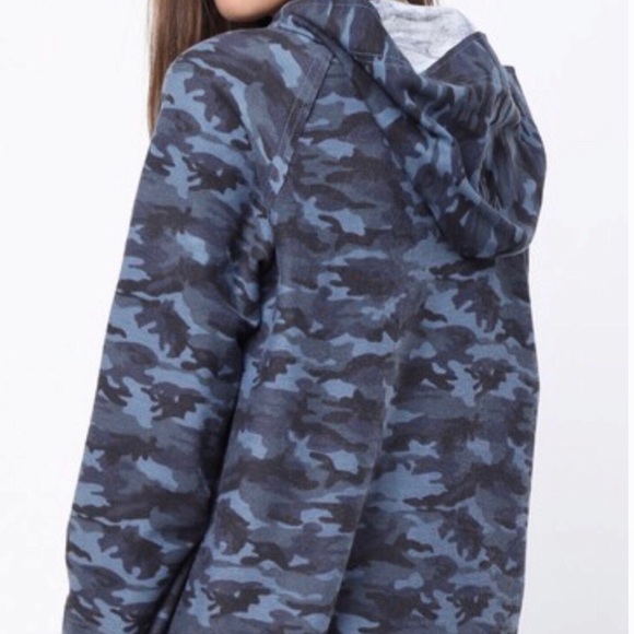 OLIVE CAMO LACE UP HOODIE - Picture 8 of 13